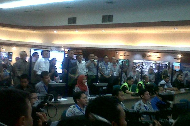 SBY Tinjau Posko Angkutan...
