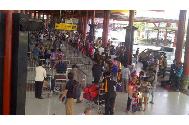 Nasib TKI di Bandara,...