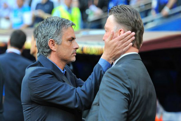 Perang Van Gaal vs Mourinho...