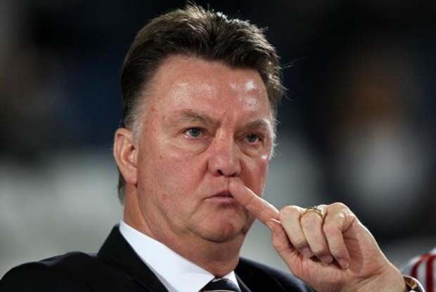 Van Gaal Buka Lamaran...