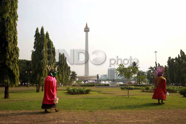 Gelang untuk Naik ke...
