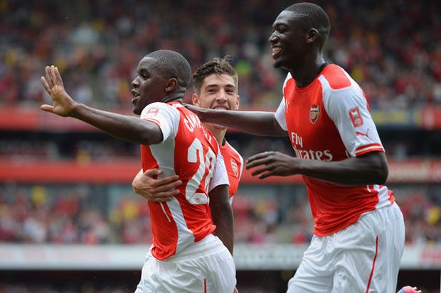 Joel Campbell Tetap...