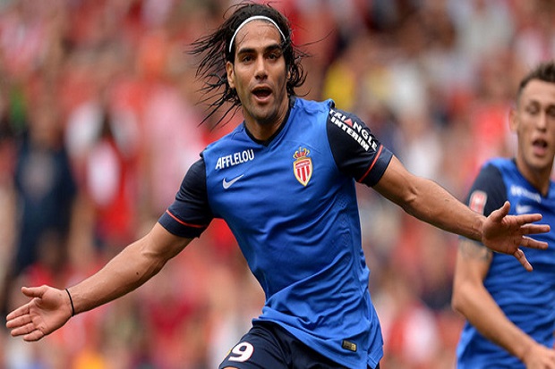 Falcao Tak Tertarik...
