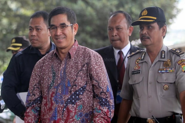 KPU Bongkar Kotak Suara,...