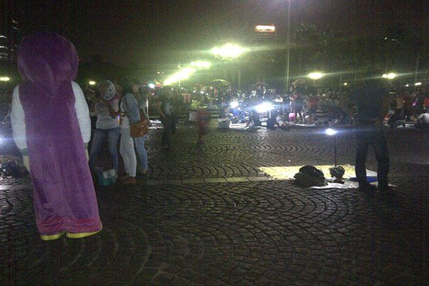 Geliat PKL Monas di...