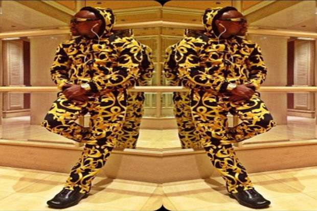 Mayweather Pamer Jam...