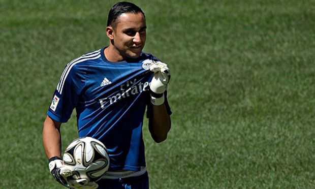 Navas Rela Serahkan...