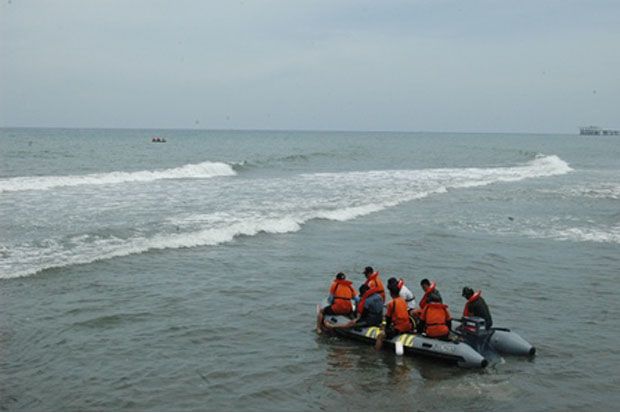 8 Penumpang Speed Boat...