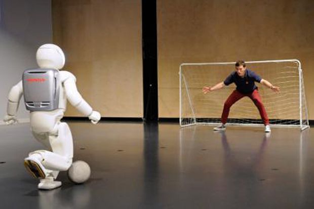ASIMO Honda Bisa Bermain...