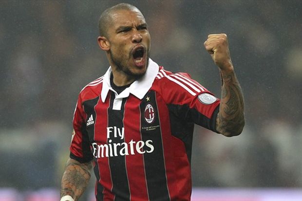 Nigel De Jong Masuk...