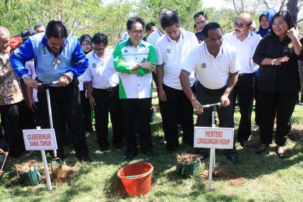 15.000 Lubang Biopori...