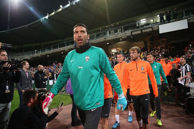Buffon Ngebet Hadapi...