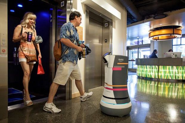 Botlr Robot Pelayan...