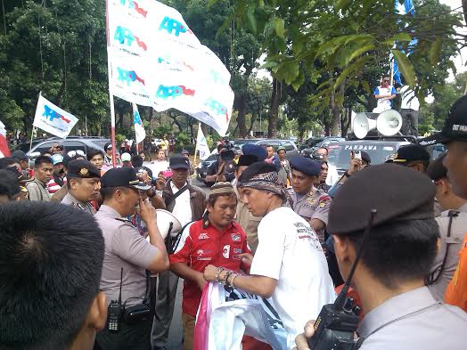 Aksi Pro Prabowo-Hatta...