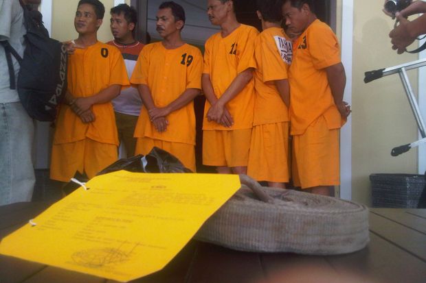 Komplotan Pencuri Besi...