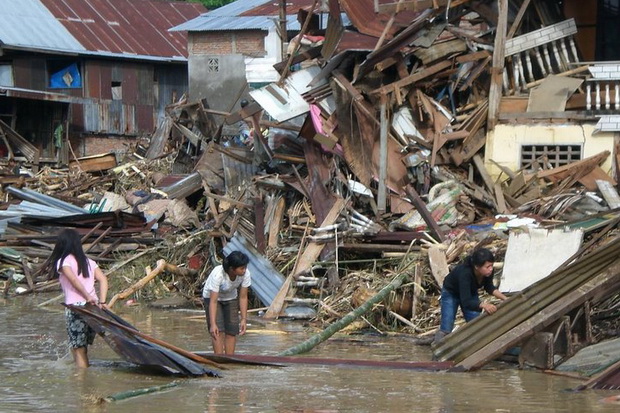 3 Rumah Warga Hanyut...