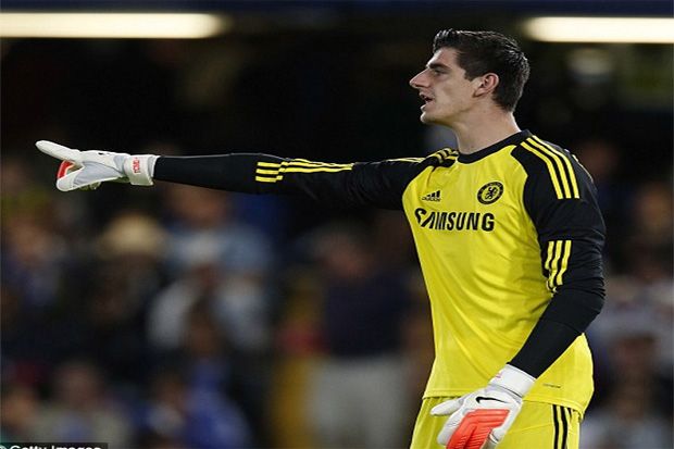 Courtois Buat Petr Cech...