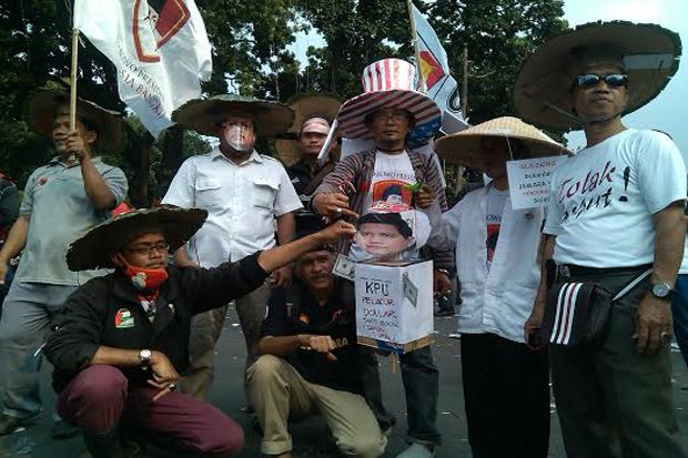 Ekspresi Unik Pro Prabowo...