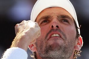 Benneteau Jajal Juara...