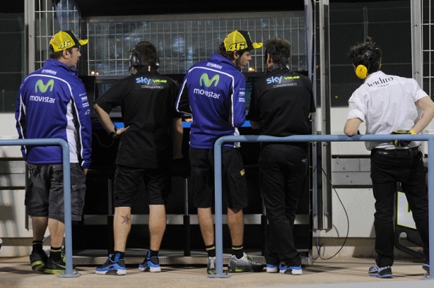 Rossi Beri Sinyal Pertahankan...