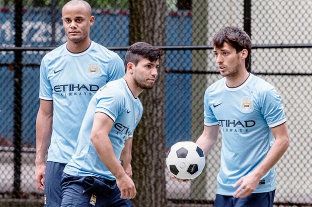 Pellegrini Gembok Pemain...
