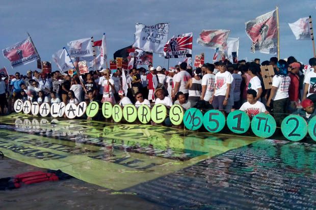 SBY Didesak Batalkan...