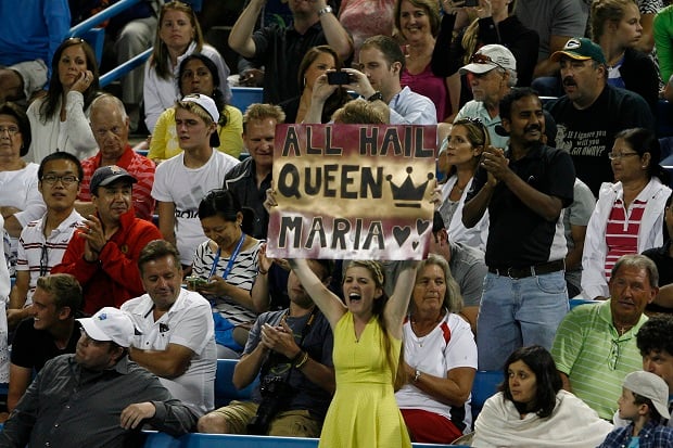 Sharapova Sukses Lewati...