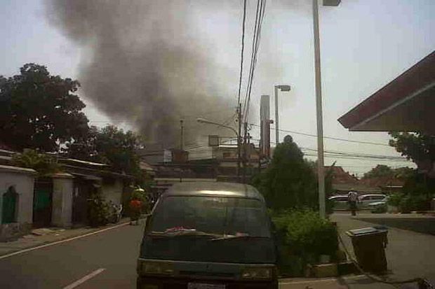 Jelang Siang, Si Jago...
