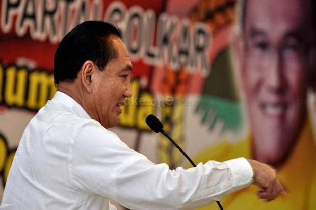 Bergejolak, Golkar Tetap...