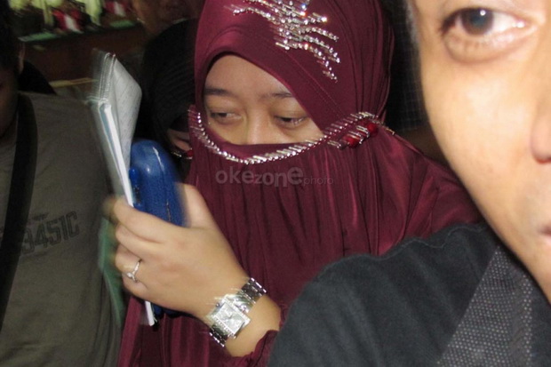 Saksi Mengaku Diperintah...