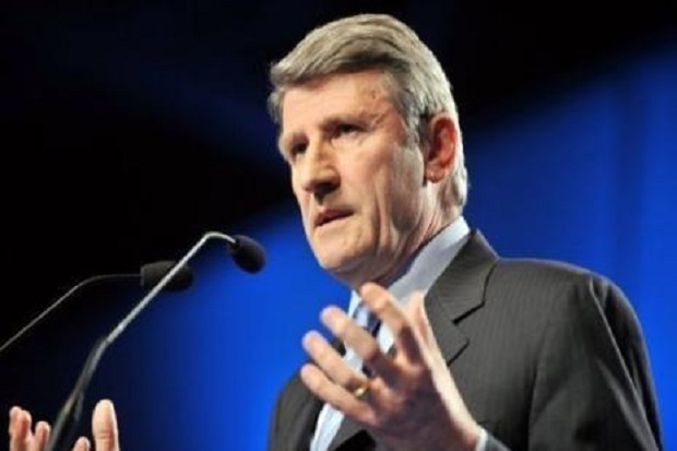 Politikus Prancis Kecam...