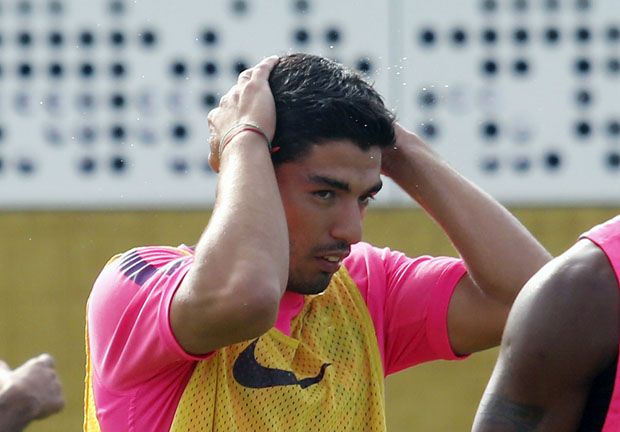Hati Suarez Tertinggal...