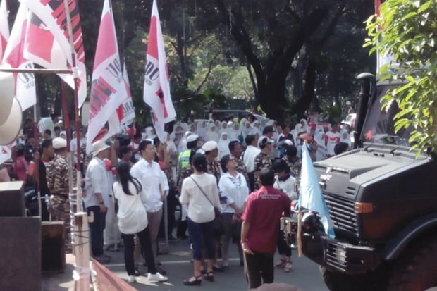 Massa Prabowo Doakan...