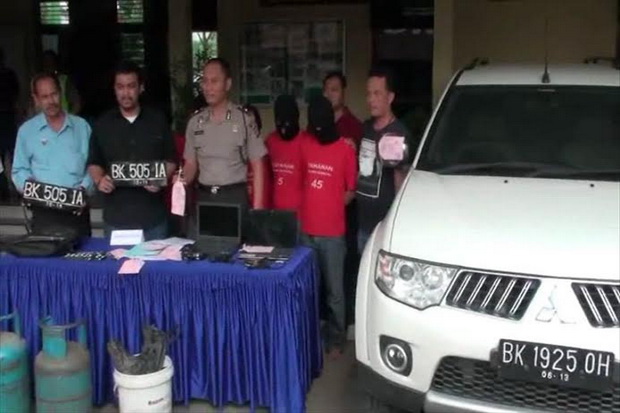 5 Perampok Rumah Mewah...