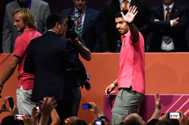 Suarez Bikin Penasaran...