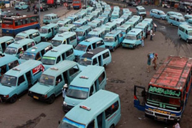 Manajemen Taksi Uber...