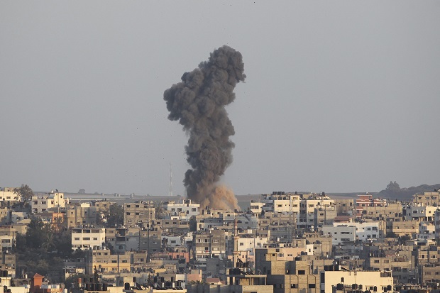 Roket Israel Tewaskan...