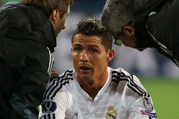 Ronaldo Terancam Absen...