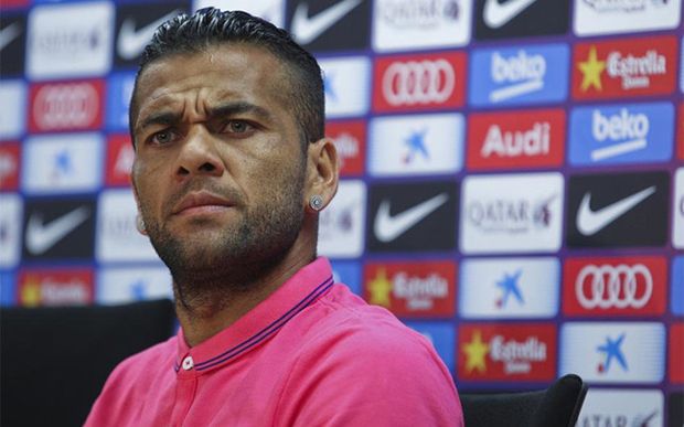 Alves Habiskan Masa...