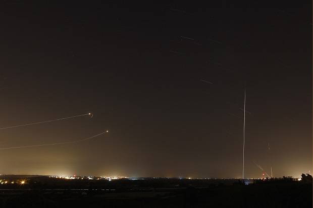 Gaza Darurat Perang,...