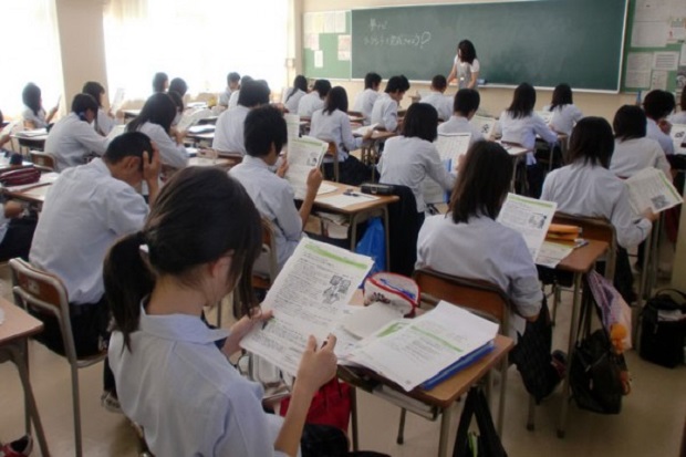 Beda Pendidikan Indonesia...