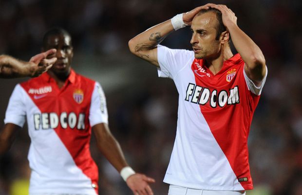 Berbatov Cuek Monaco...
