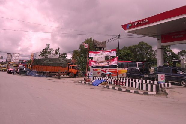 Pembatasan BBM Akibatkan...