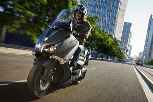 Yamaha Berencana Bangun...