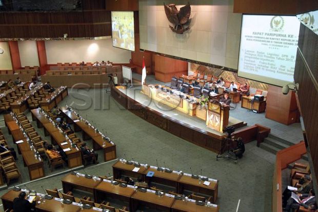 Tiga Wakil Rakyat Kabupaten...