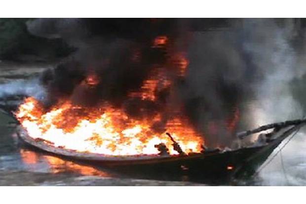Kapal Dishub Jakarta...