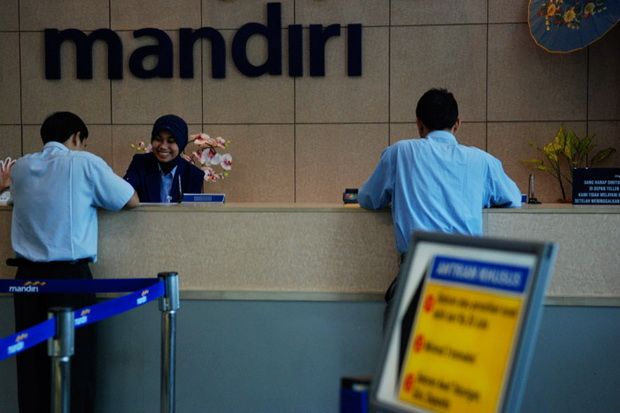 Bank Mandiri Perkuat...