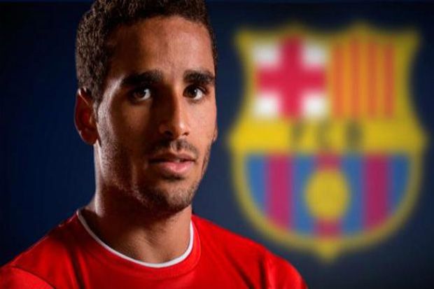 Douglas Pede Hadapi...