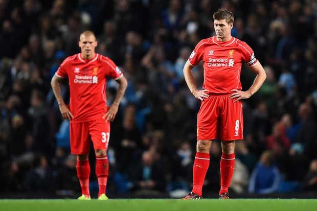 Liverpool Dibayangi...