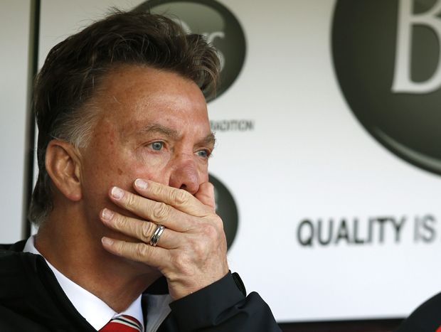 Van Gaal Mulai Cemas